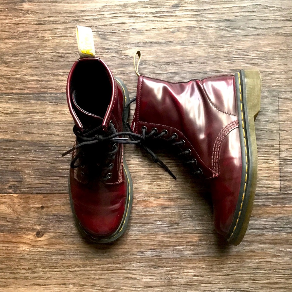 Dr Martens, Womens US 7, UK 5, EU 38, Oxford Cherry Red Vegan 1460 lace up boot.